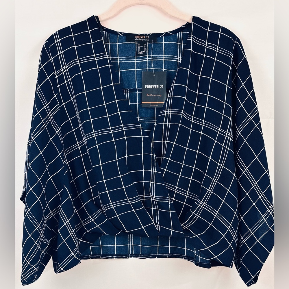 Forever 21 Contemporary Navy Blue Faux Wrap Crop Dolman Sleeve Blouse XS